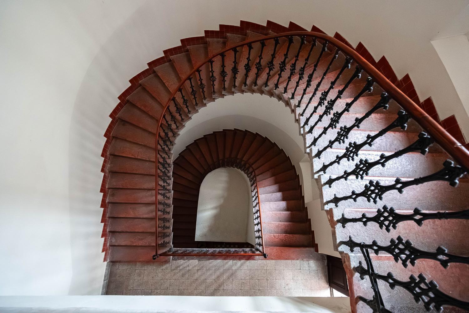 Apartment Luxury Art Nouveau Next To Parliament Building Budapest